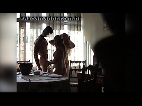 ❤️ ലൈംഗികസുഹൃത്തുക്കൾ ഒരു ഭീമാകാരനെയും അവനോടൊപ്പം ഒരു മൂന്നുപേരെയും ക്ഷണിക്കുന്നു ❤️❌ വേശ്യകൾ ഞങ്ങളിൽ ❌️